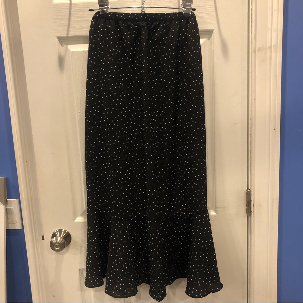 Max Studio Ruffle Skirt Large - Picture 2 of 9